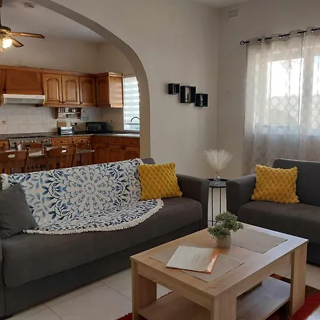 Nr41 Holiday Apartment - Close To Village Centre, Promenade, Shops & Restaurants Marsaxlokk Exterior foto