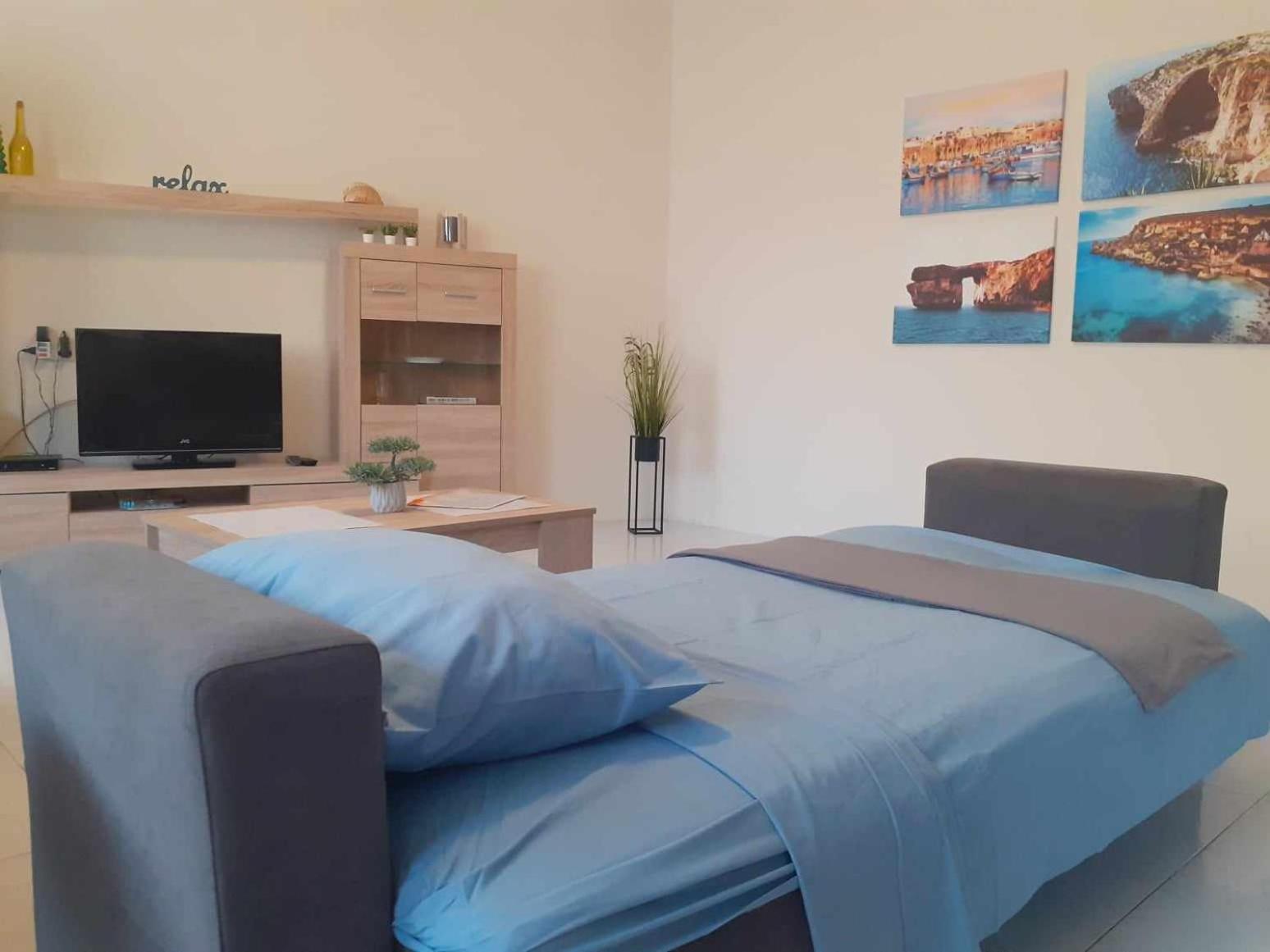 Nr41 - Close To Village Centre, Promenade, Shops & Restaurants Apartment