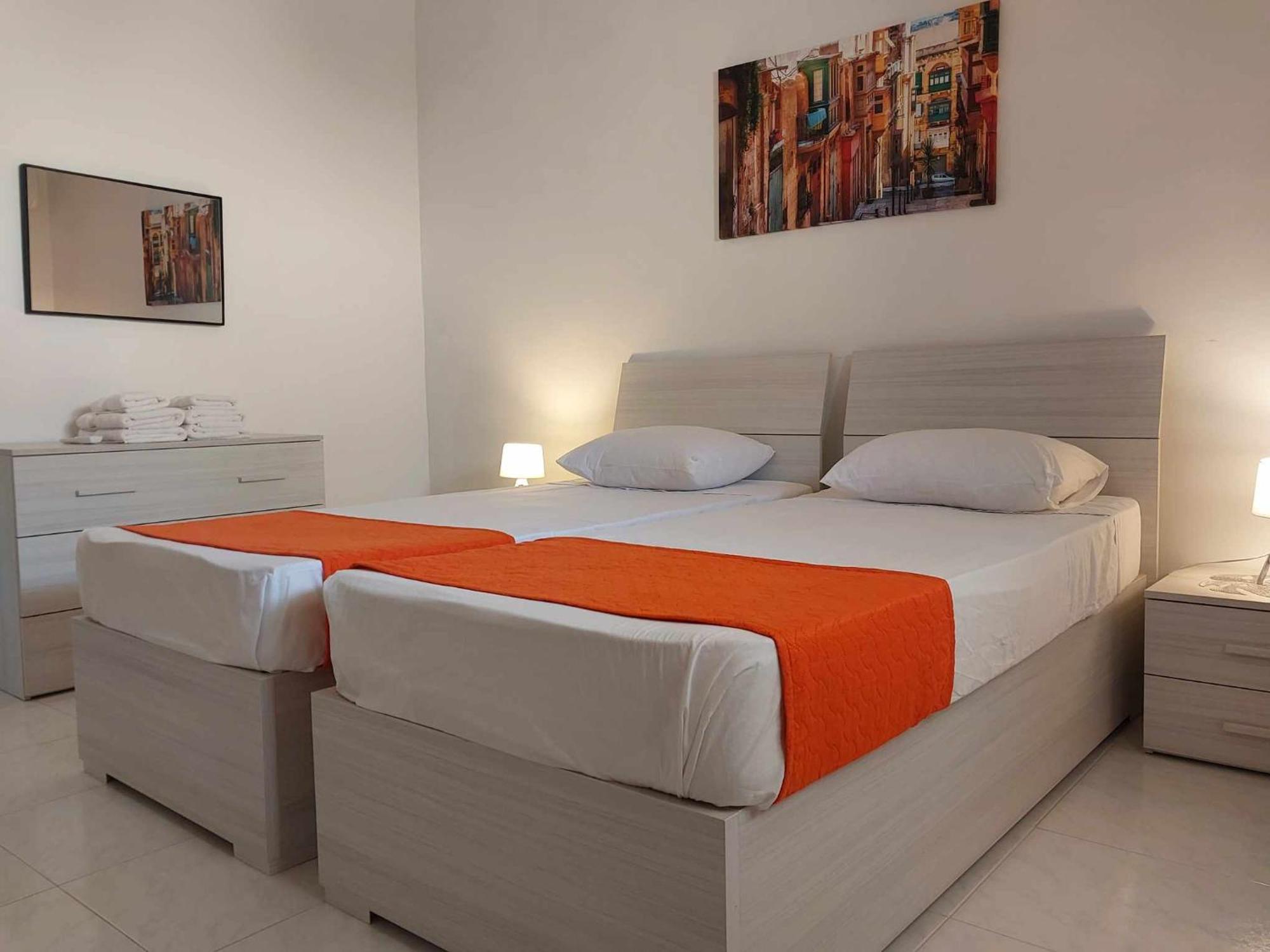 Nr41 - Close To Village Centre, Promenade, Shops & Restaurants Apartment