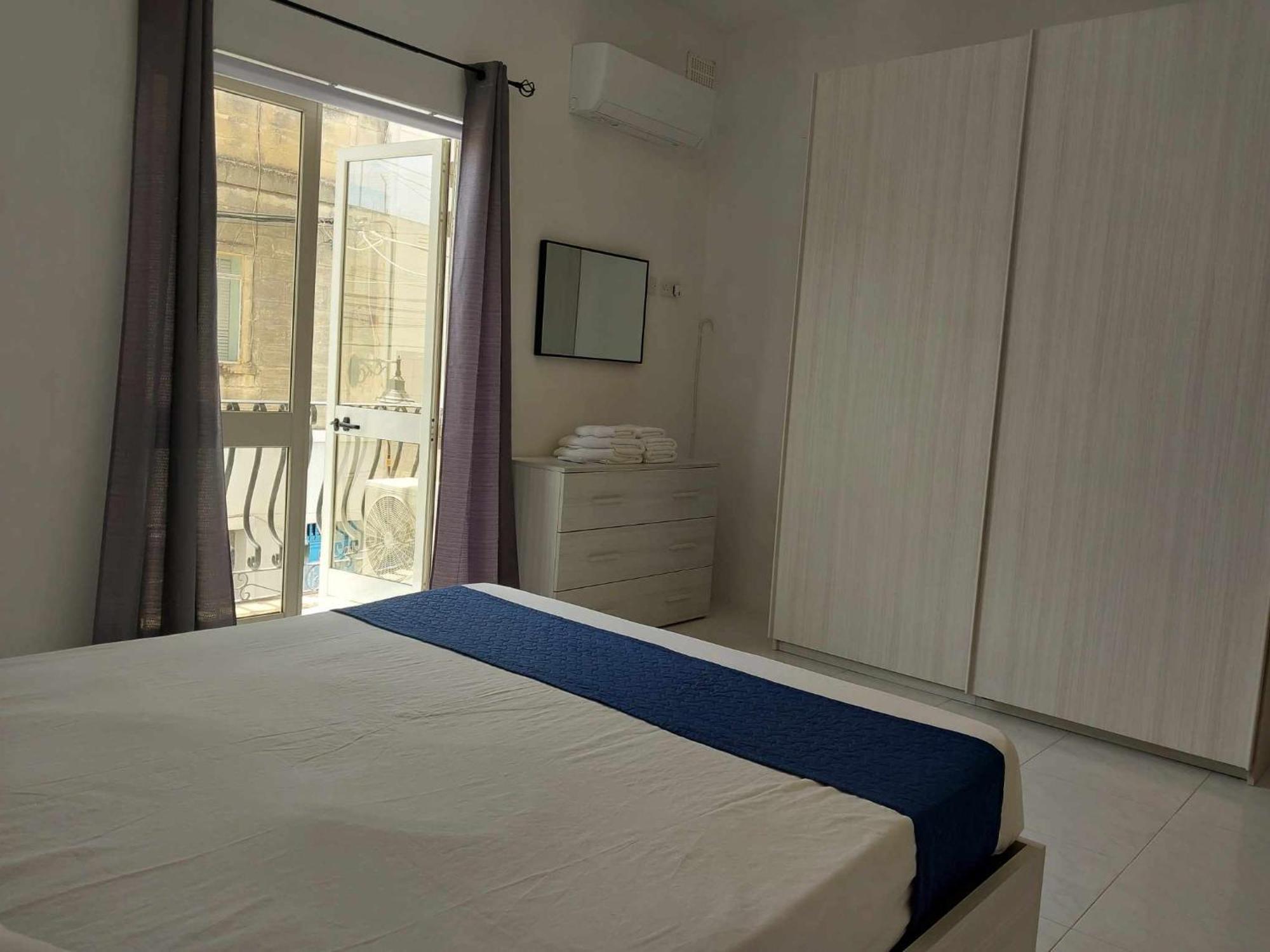 Nr41 - Close To Village Centre, Promenade, Shops & Restaurants